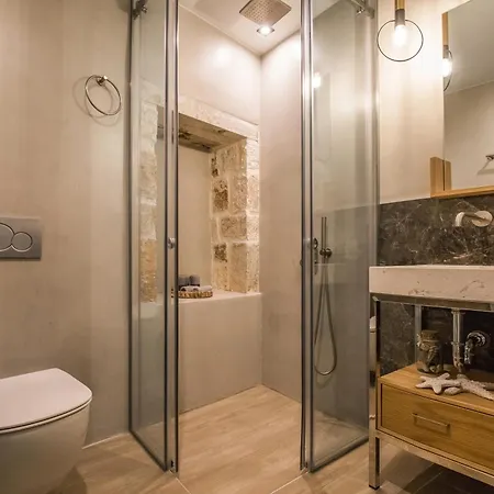 The Peach House * Hanya