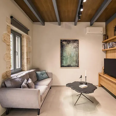 The Peach House Apartment